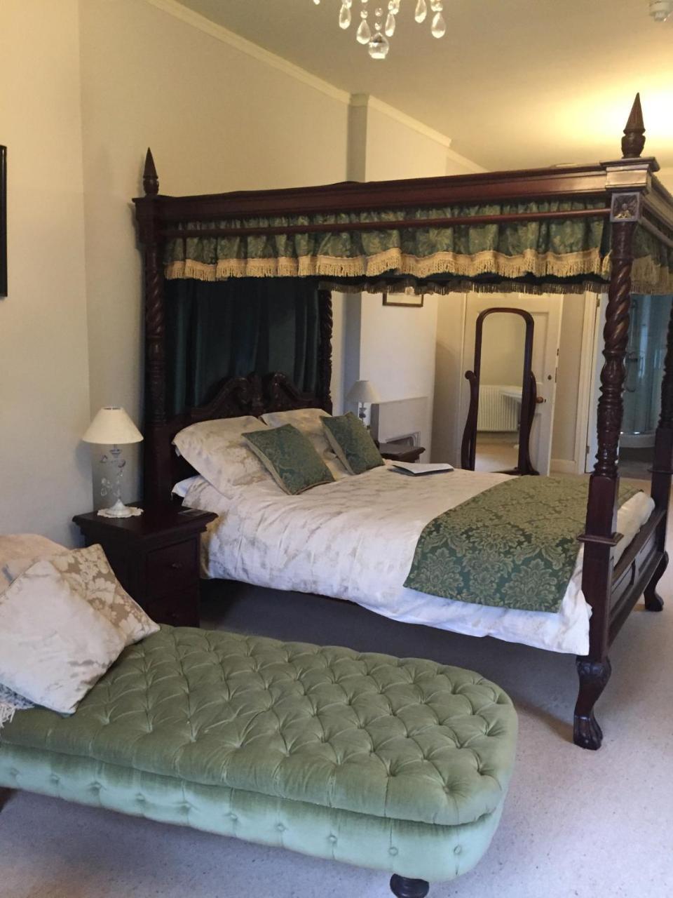 Boulston Manor Guest House Haverfordwest Eksteriør bilde