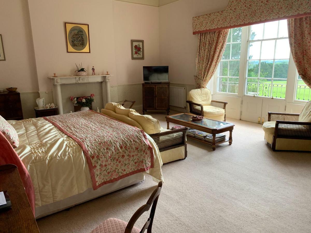 Boulston Manor Guest House Haverfordwest Eksteriør bilde
