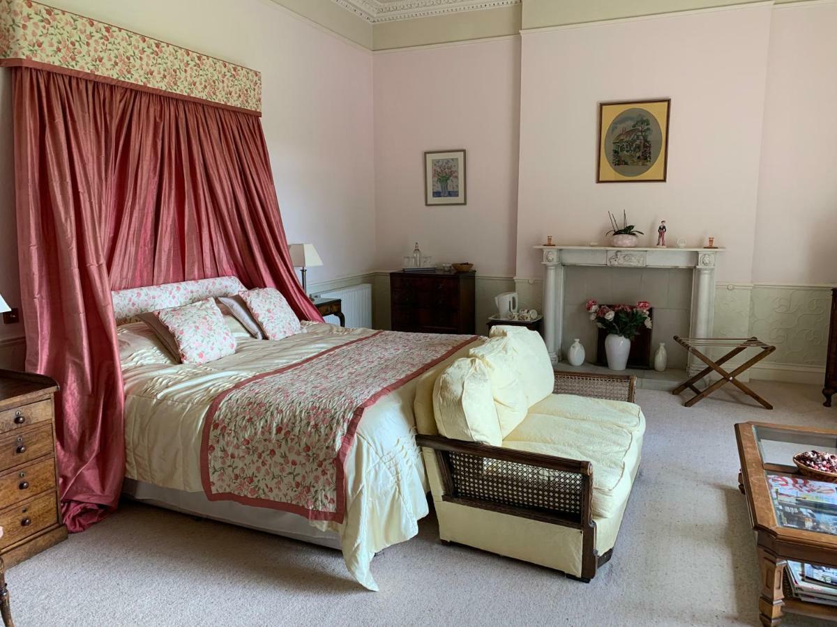 Boulston Manor Guest House Haverfordwest Eksteriør bilde