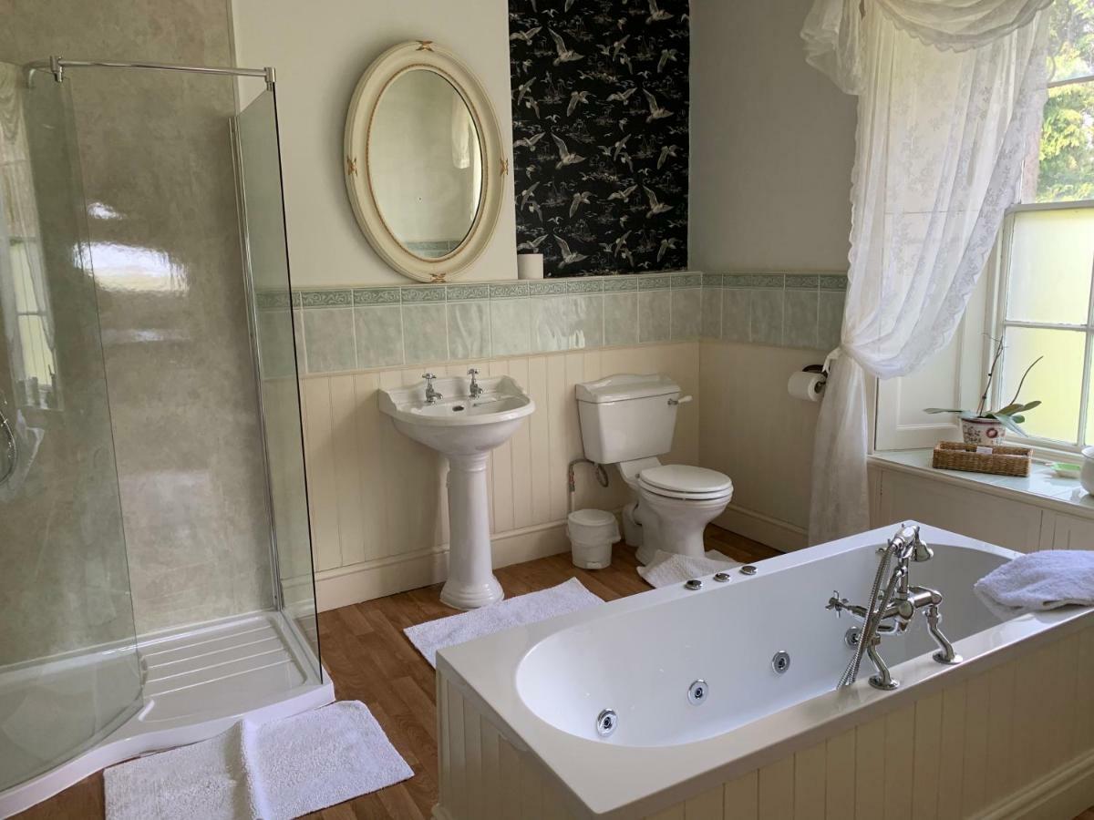 Boulston Manor Guest House Haverfordwest Eksteriør bilde